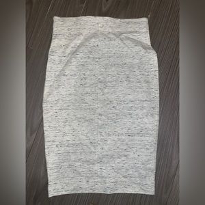 Wilfred t-shirt mini skirt